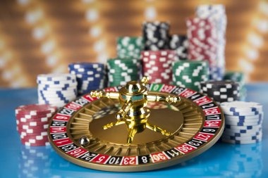 h5 rpvip3 platform showing sportsbook, live tables, arcade games, and esports categories